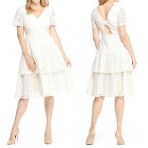 Doris Gal Meets Glam Dress